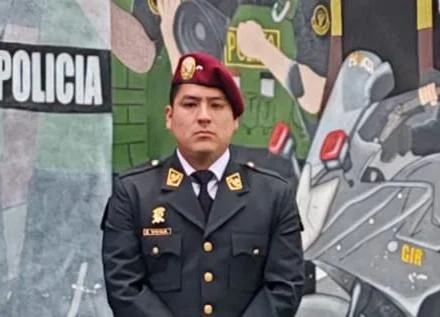 Carlos Enrique Vega Salvador